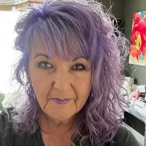 Meet your Posher, Teresa